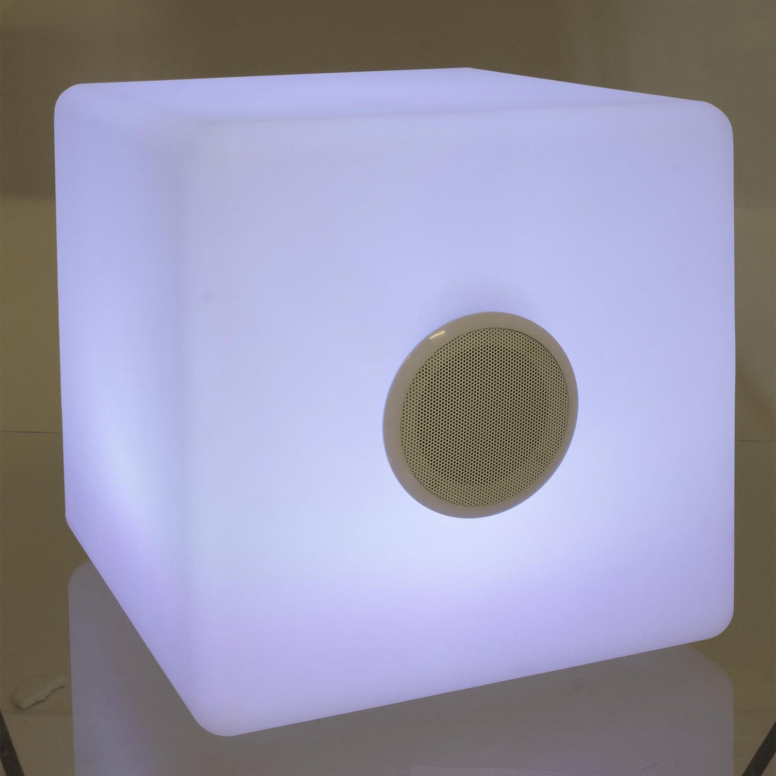 Lampada a led cubo speaker per uso interno ed esterno in Lanterne Decor Space - Altamura, commercioVirtuoso.it