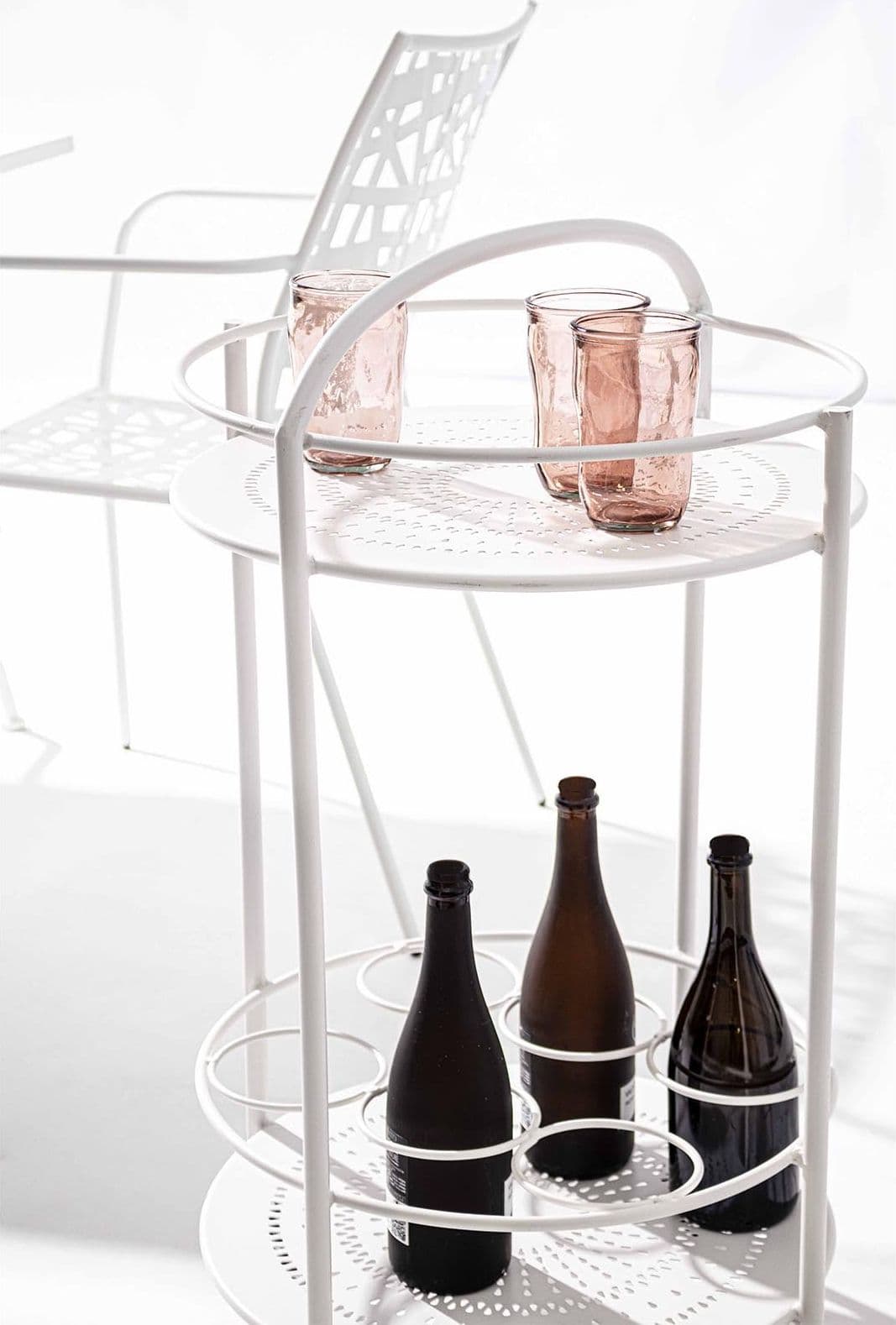 Carrello portatile "Burton" porta bottiglie e calici da vino h 81 cm in Carrelli da portata Decor Space - Altamura, commercioVirtuoso.it