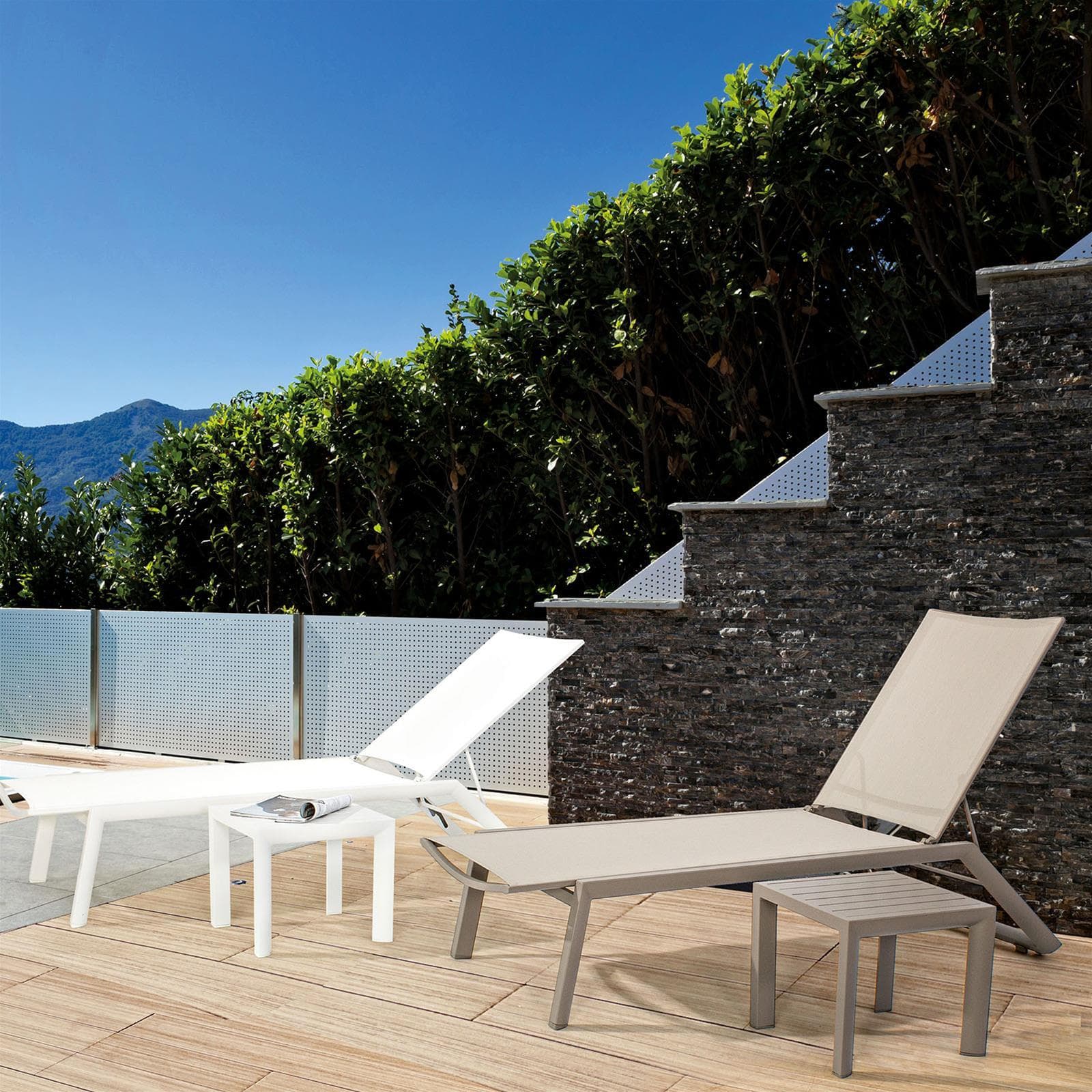 Tavolino da caffe "Cruise" per lettino da esterno e giardino 40 cm in alluminio in Tavoli standard Decor Space - Altamura, commercioVirtuoso.it