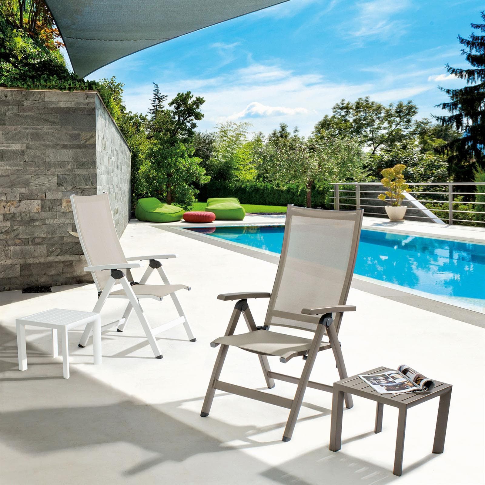 Tavolino da caffe "Cruise" per lettino da esterno e giardino 40 cm in alluminio in Tavoli standard Decor Space - Altamura, commercioVirtuoso.it