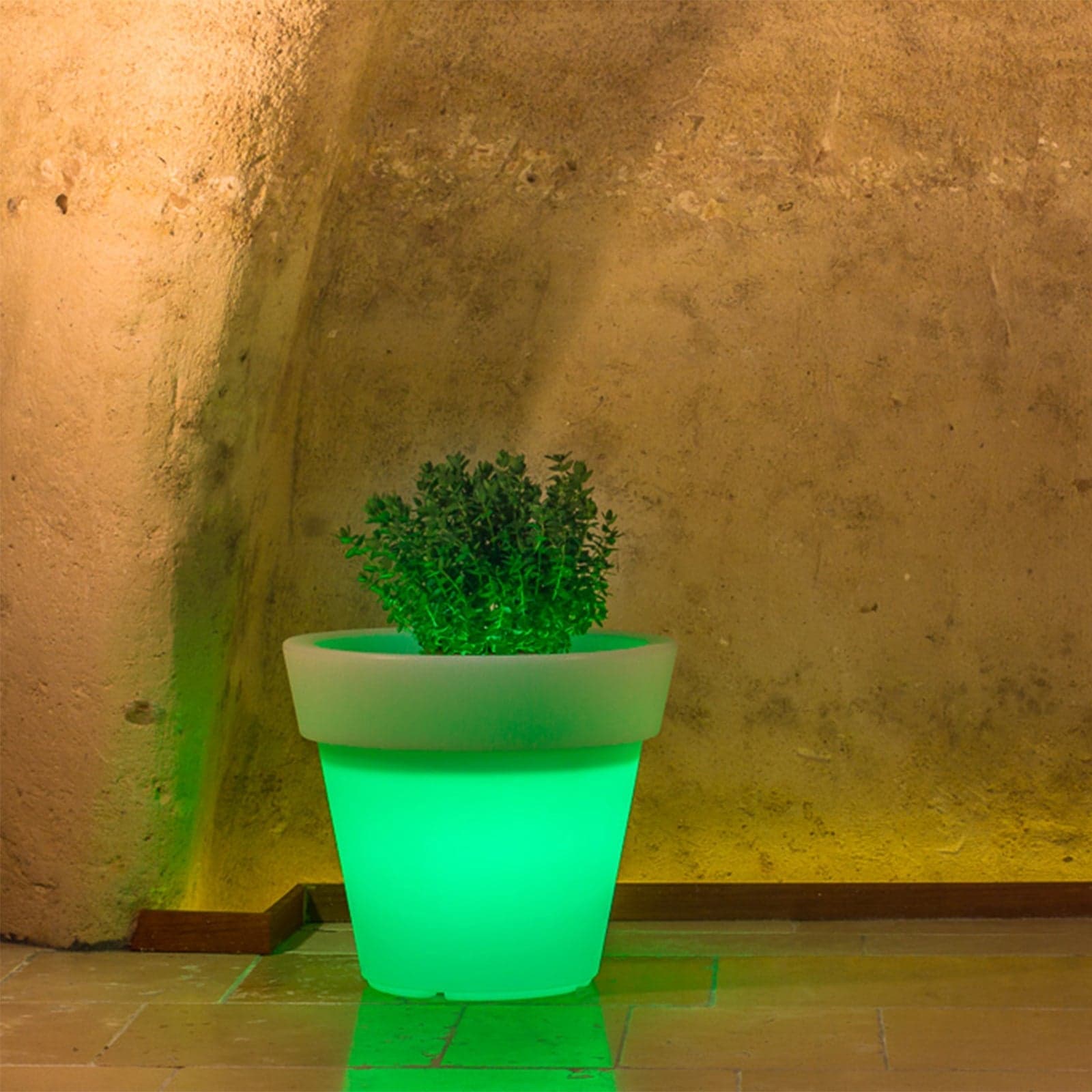 Vaso luminoso Gemma Bright rotondo con led lanterna decorazione "Made in Italy" per esterno in Vasi tradizionali Decor Space - Altamura, commercioVirtuoso.it