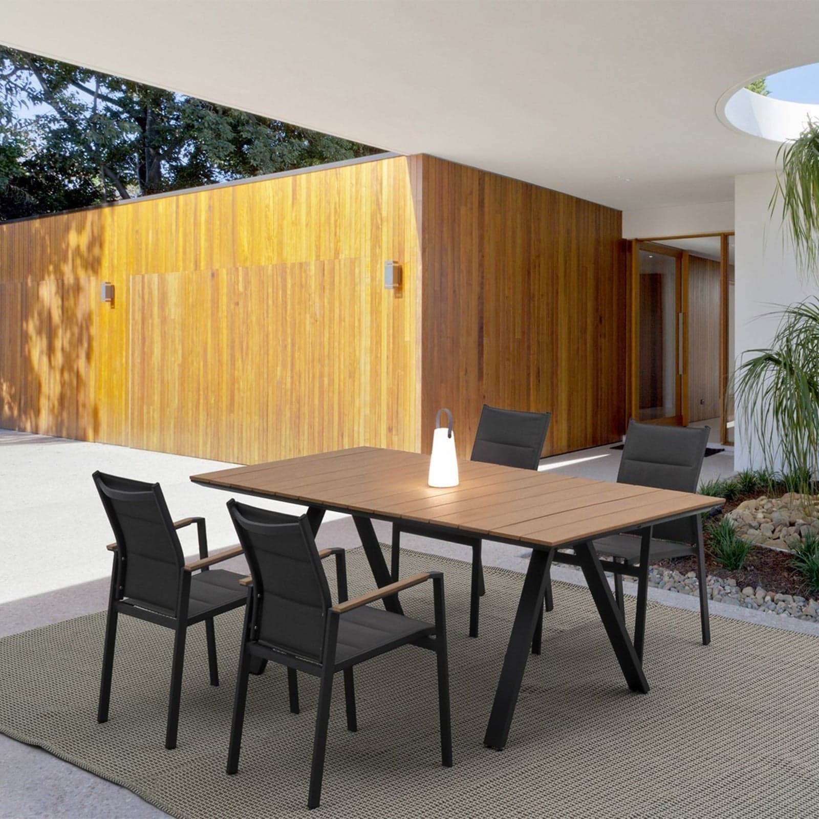 Tavolo "Elias" in alluminio e polywood da esterno per giardino 200 cm in Tavoli standard Decor Space - Altamura, commercioVirtuoso.it
