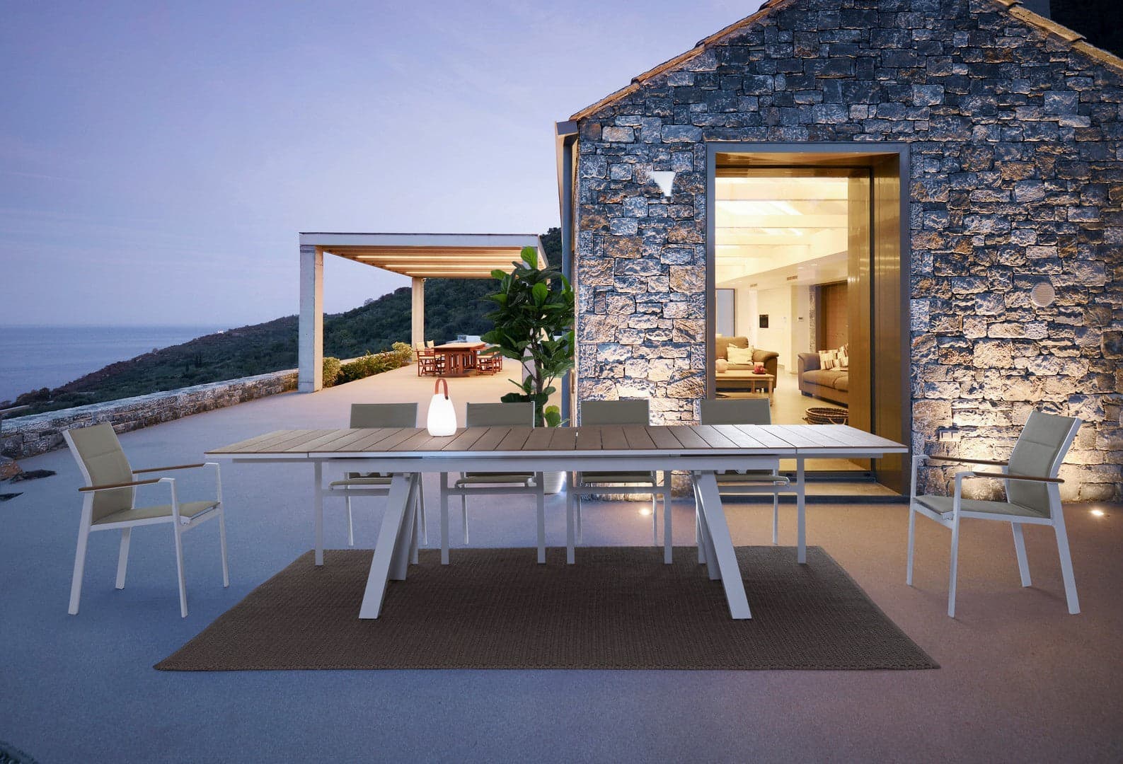 Tavolo allungabile "Elias" in alluminio e polywood da esterno per giardino in Tavoli standard Decor Space - Altamura, commercioVirtuoso.it