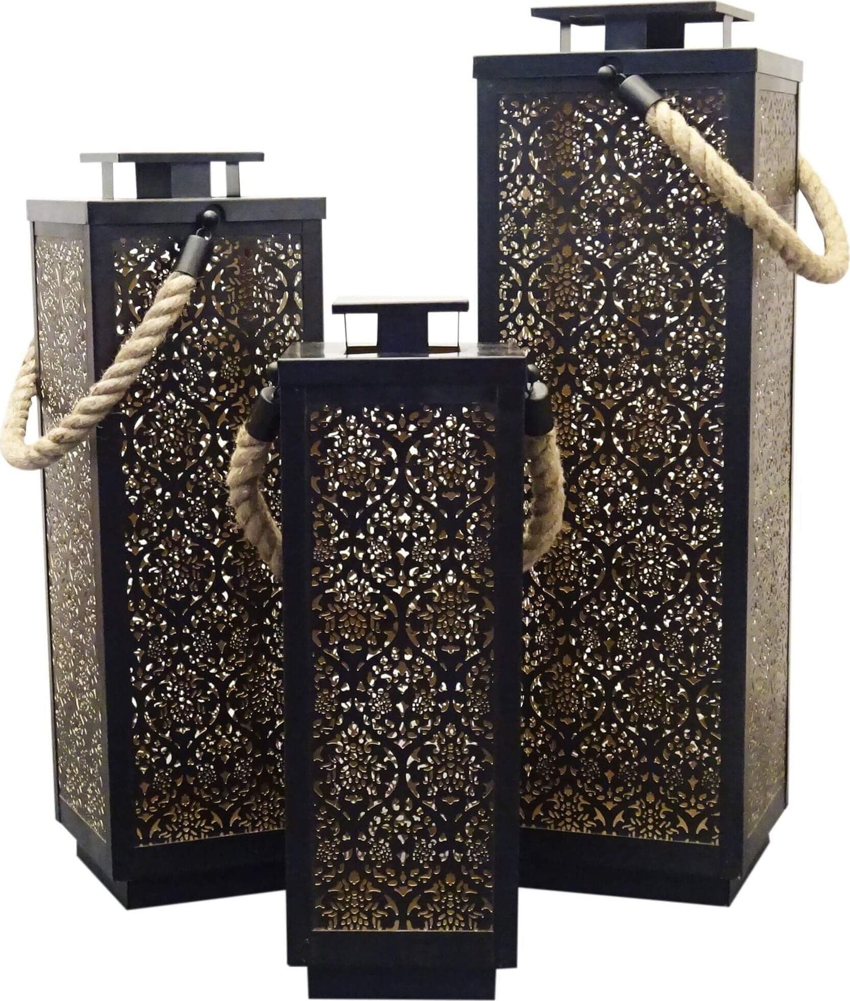 Kit Lanterne decorative in metallo con portacandela decorato interno oro h 69 cm Illuminazione/Illuminazione per esterni/Lanterne Decor Space - Altamura, Commerciovirtuoso.it