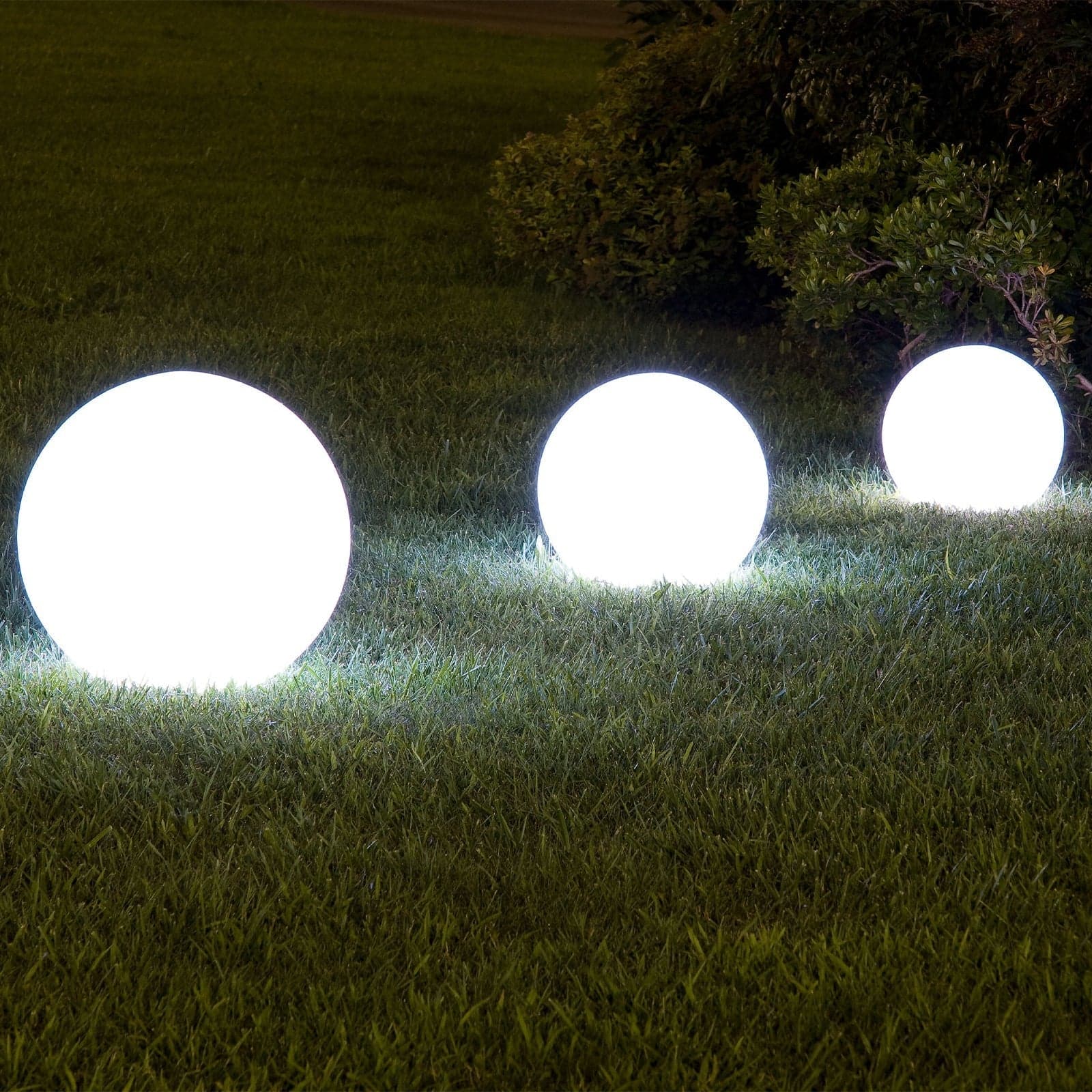 Lampada a led per piscina e giardino da esterno con 16 colori base ricaricabile in Lanterne Decor Space - Altamura, commercioVirtuoso.it