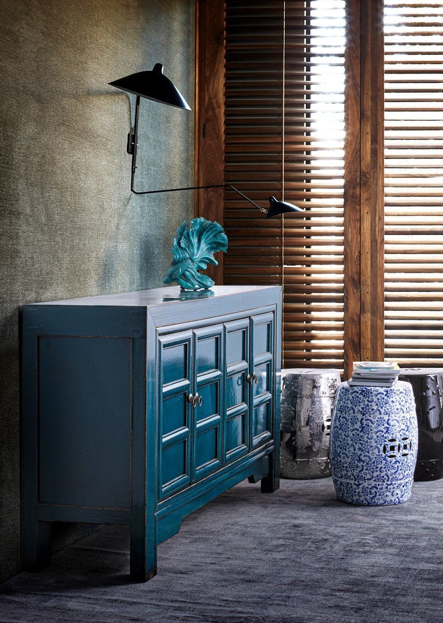 Credenza "Jinan", struttura in legno di olmo riciclato, con finitura lucida, maniglie in rame in Credenze Decor Space - Altamura, commercioVirtuoso.it