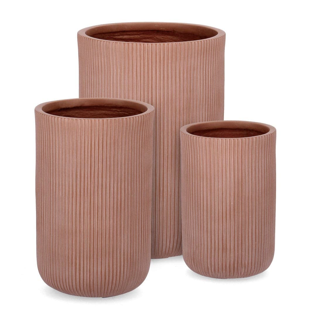 Set di 3 vasi "Ribbed", color terracotta, in fibra di vetro e argilla colorata, da esterno Giardino e giardinaggio/Attrezzi da giardino e attrezzature per l'irrigazione/Vasi e accessori per piante/Vasi tradizionali Decor Space - Altamura, Commerciovirtuoso.it