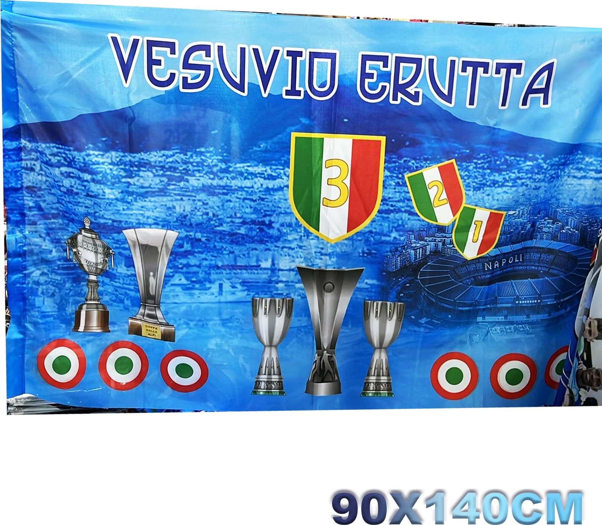 BANDIERA FORZA NAPOLI FESTA 3 SCUDETTO VESUVIO ERUTTA COPPE TROFEI 90x140CM