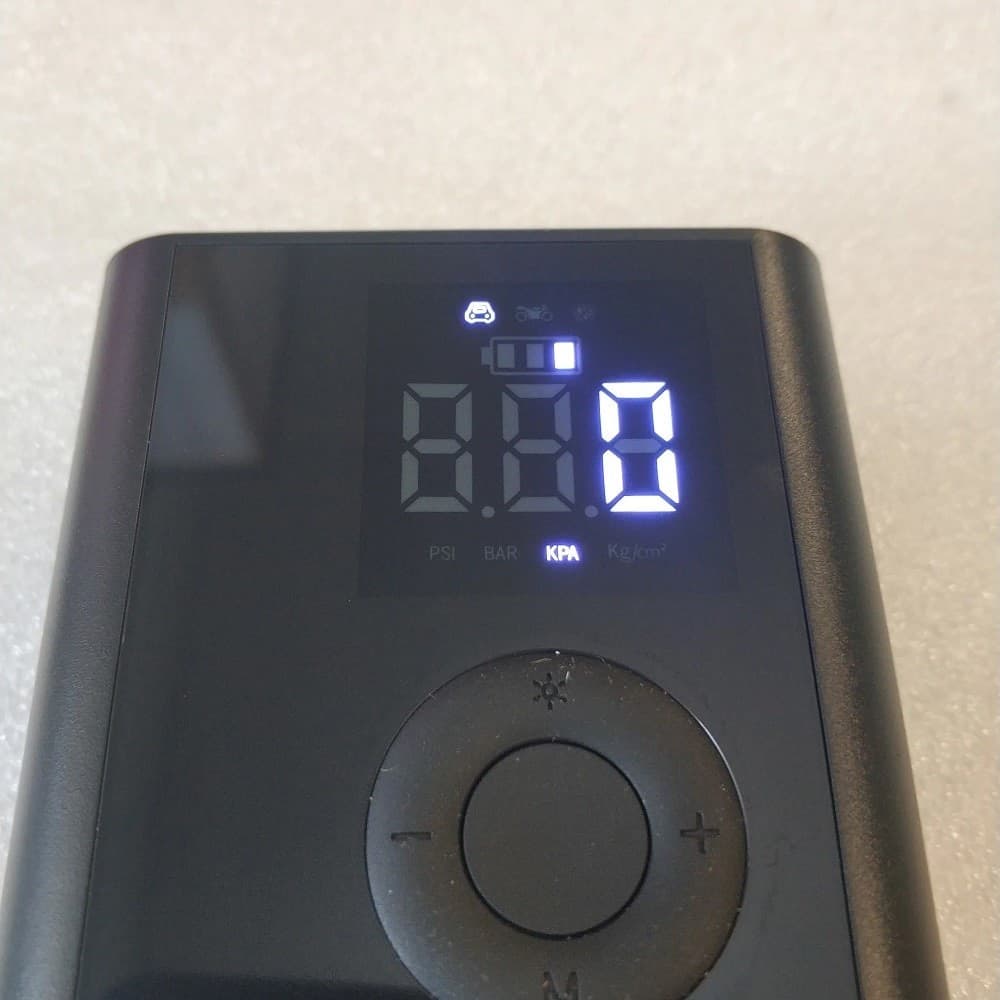 POWERBANK 4000MAH COMPRESSORE D'ARIA A BATTERIA DIGITALE POMPA 5V 2 IN 1 Q-DQ555 - 18