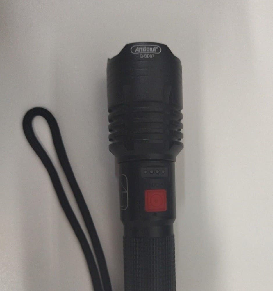 TORCIA LED USB RICARICABILE 30 WATT POTENTE GAMMA 300M DESIGN ELEGANTE Q-SD07 - 6