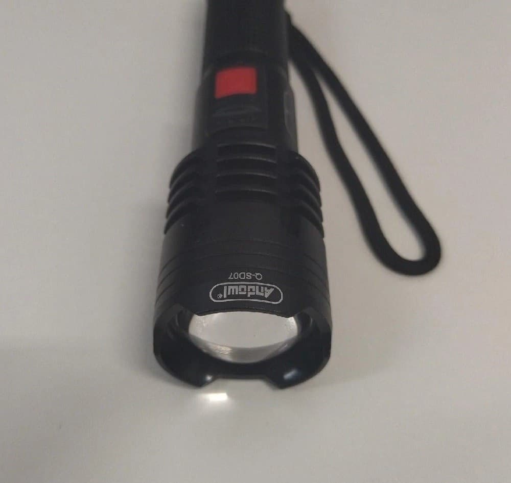 TORCIA LED USB RICARICABILE 30 WATT POTENTE GAMMA 300M DESIGN ELEGANTE Q-SD07 - 8