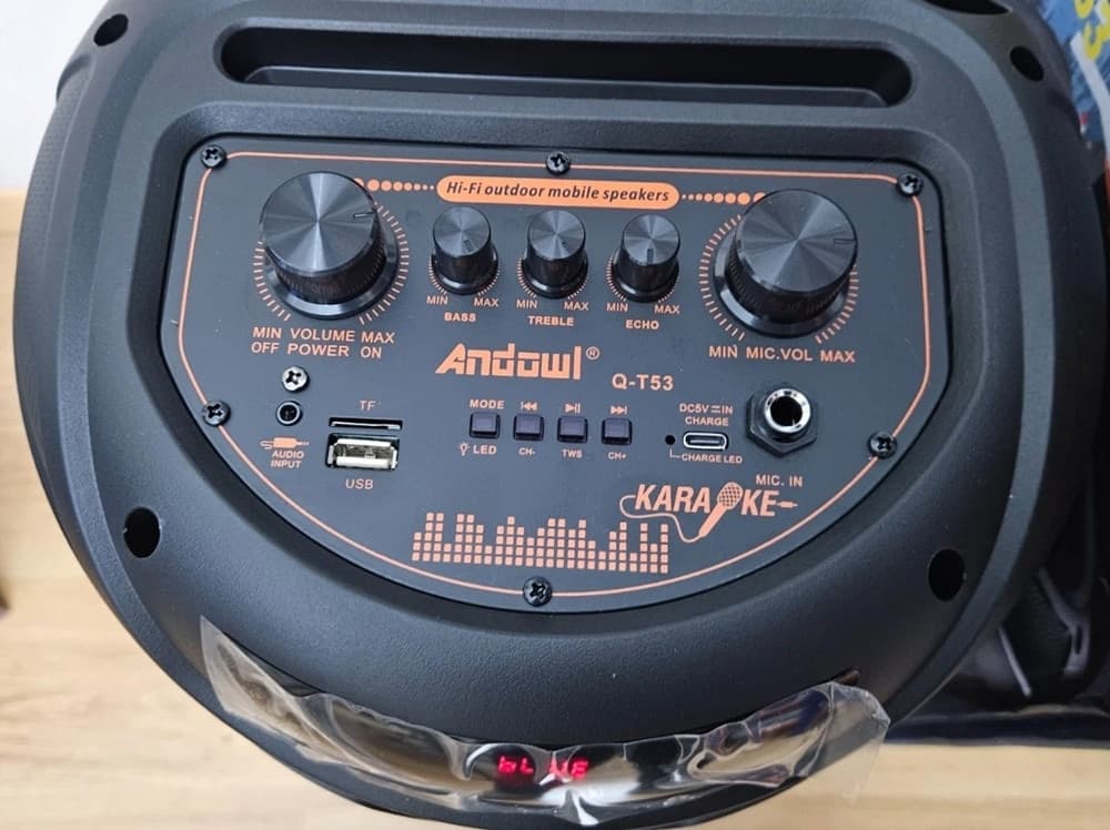ALTOPARLANTE BT5.0 PORTATILE SISTEMA KARAOKE MICROFONO CABLATO PARTY 2000W Q-T53 - 10