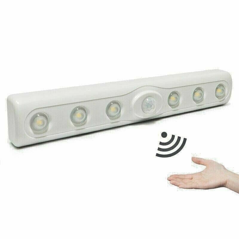 BARRA LED CON SENSORE DI MOVIMENTO PER CORRIDOIO ARMADI CASSETTI A BATTERIE 8010 - 1