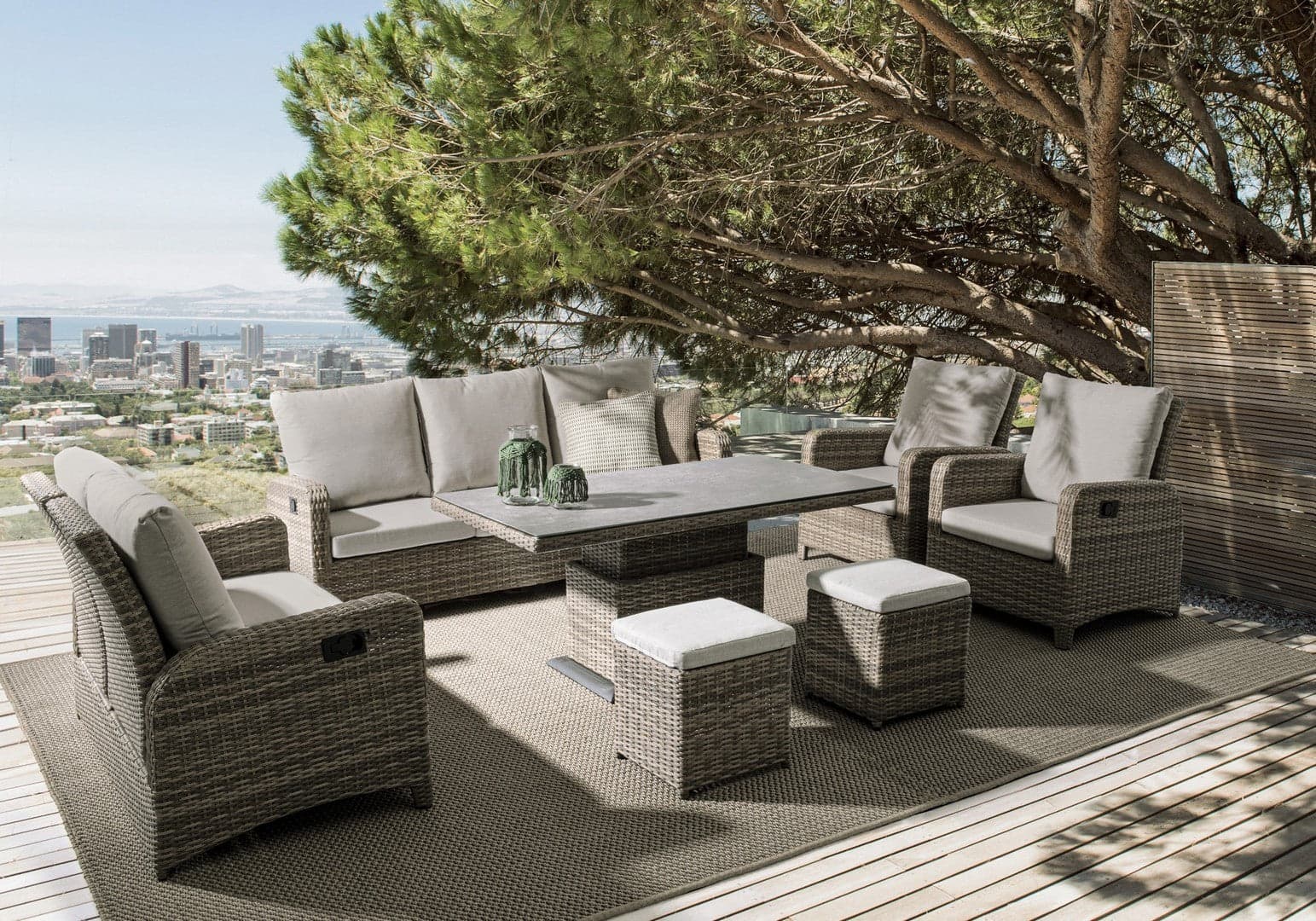 Tavolo "Kent" con struttura in alluminio, piano in ceramica, intreccio in fibra sintetica, per esterno Giardino e giardinaggio/Arredamento da giardino e accessori/Tavoli e tavolini/Tavoli standard Decor Space - Altamura, Commerciovirtuoso.it