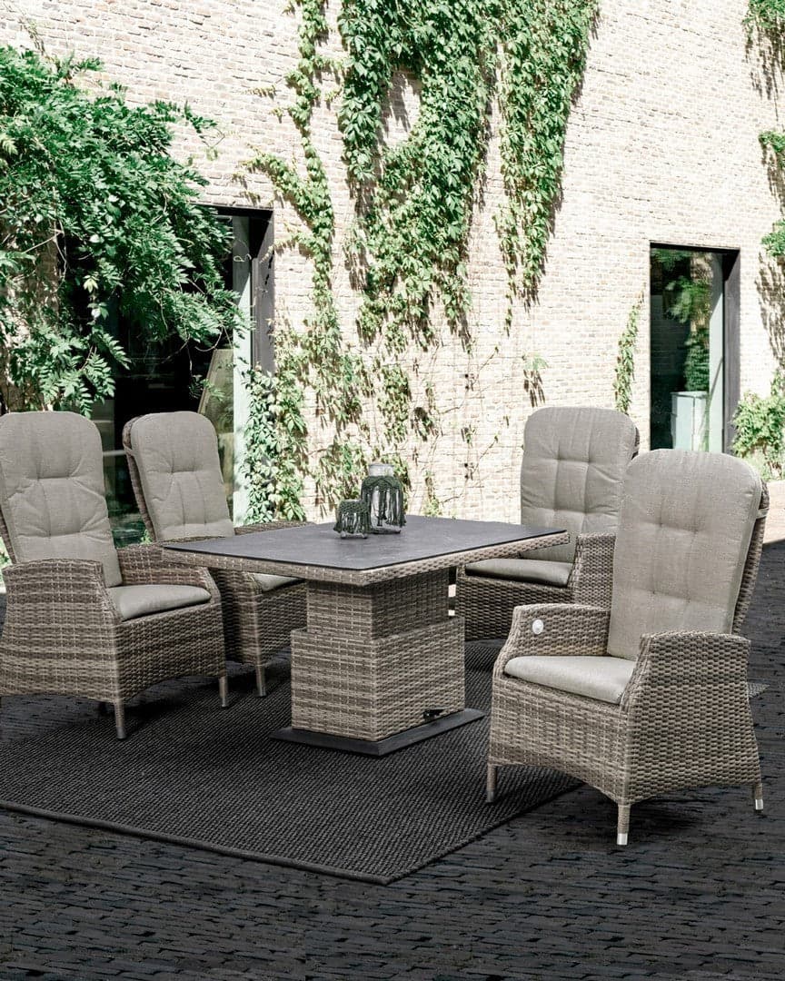 Tavolo "Kent" con struttura in alluminio, piano in ceramica, intreccio in fibra sintetica, per esterno Giardino e giardinaggio/Arredamento da giardino e accessori/Tavoli e tavolini/Tavoli standard Decor Space - Altamura, Commerciovirtuoso.it