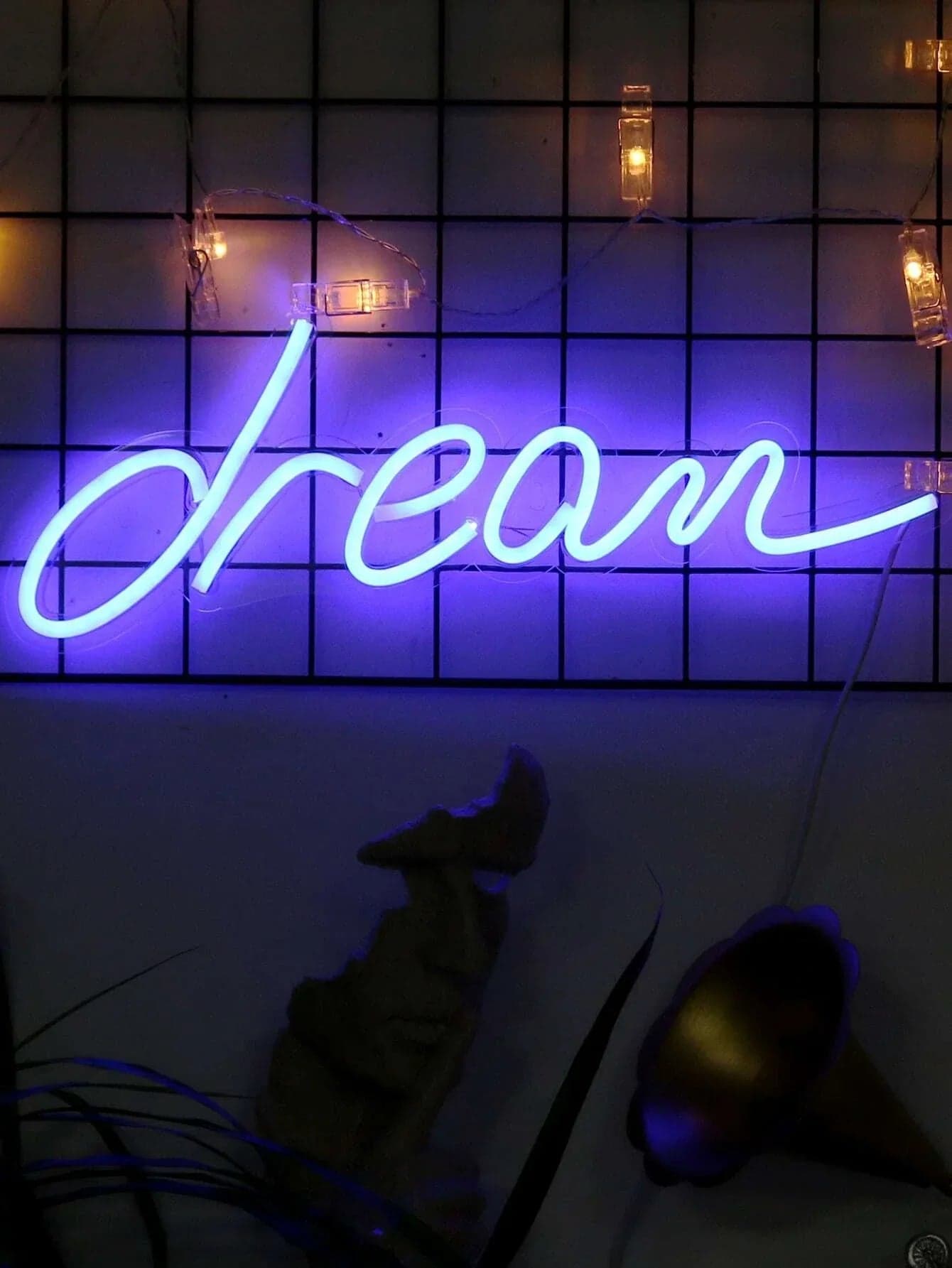 Quadro luminoso "Dream" da parete insegna a led luce blu effetto Neon in Poster e stampe Decor Space - Altamura, commercioVirtuoso.it