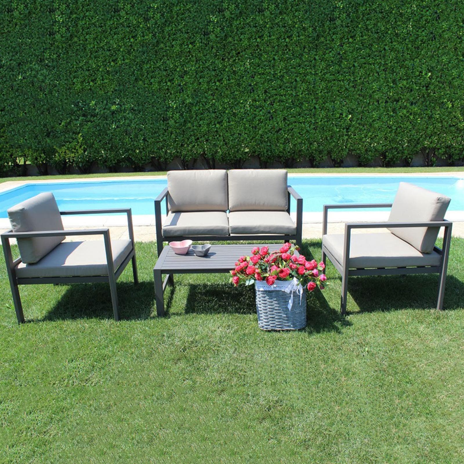 Salottino moderno per esterno "Ibiza" in alluminio con cuscini da giardino e veranda in Set di mobili Decor Space - Altamura, commercioVirtuoso.it