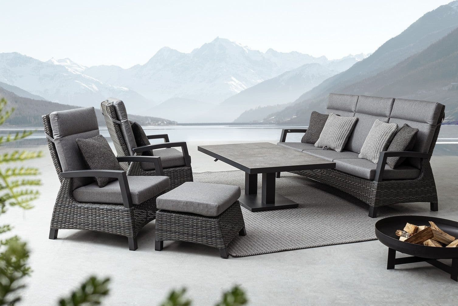 Poltrona Reclinabile "britton" Con Braccioli, Cuscini Comodi E Sfoderabili, In Alluminio Giardino e giardinaggio/Arredamento da giardino e accessori/Poltrone Decor Space - Altamura, Commerciovirtuoso.it