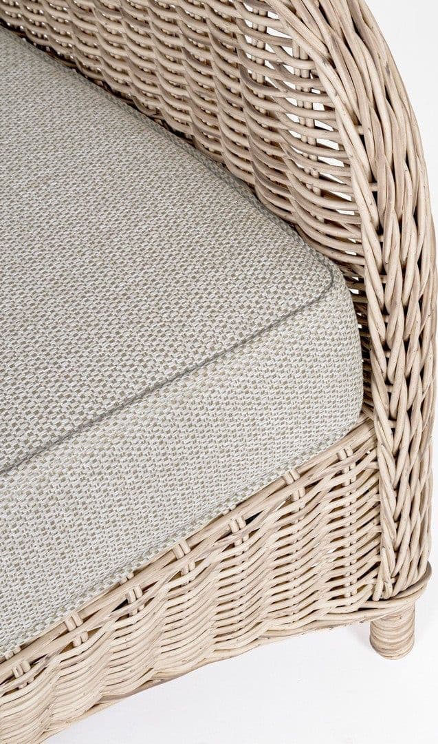 Poltrona "Aditya New" con cuscini sfoderabili, seduta comoda, struttura in alluminio per esterno in Poltrone Decor Space - Altamura, commercioVirtuoso.it