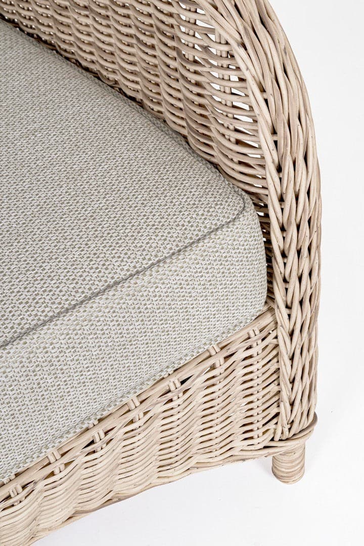 Poltrona "Aditya New" con cuscini sfoderabili, seduta comoda, struttura in alluminio per esterno in Poltrone Decor Space - Altamura, commercioVirtuoso.it