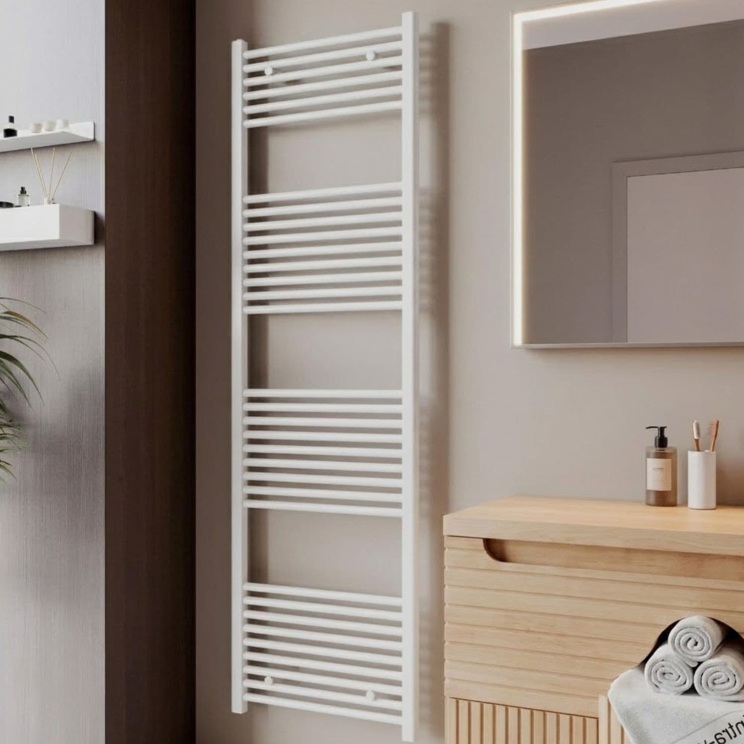 Termoarredo Bianco In Acciaio Per Bagno Scaldasalviette Elegante - 92