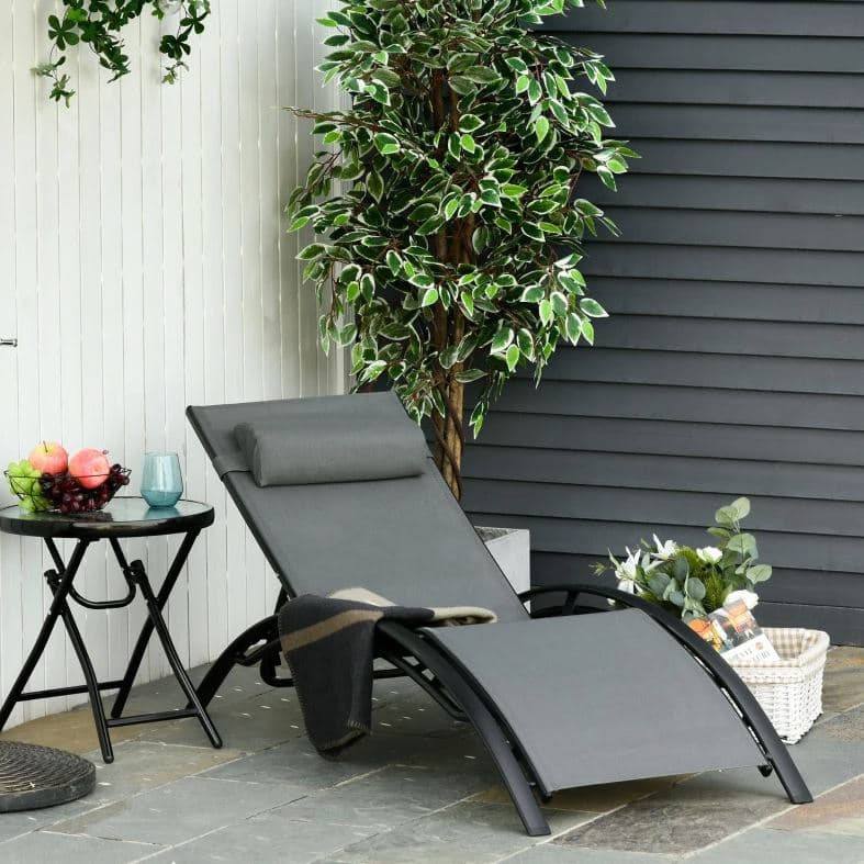 Lettino prendisole in alluminio "Sophia" impilabile per piscina e giardino in Lettini Decor Space - Altamura, commercioVirtuoso.it