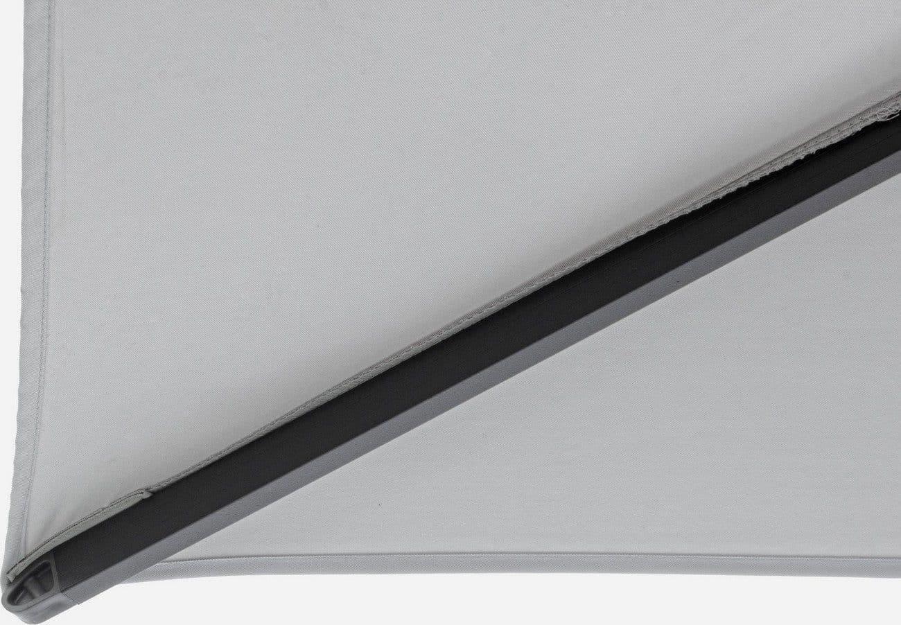 Ombrellone "Ines" Led in alluminio con palo laterale orientabile da giardino Ines - 27