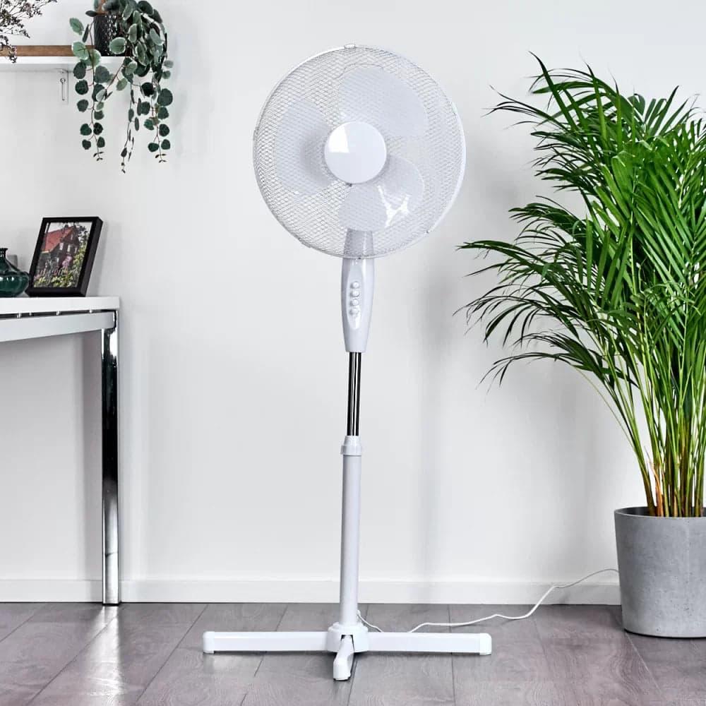 Ventilatore a piantana 3 velocità, pala da Ø 40 cm altezza regolabile h 125 cm in Ventilatori a piantana Decor Space - Altamura, commercioVirtuoso.it