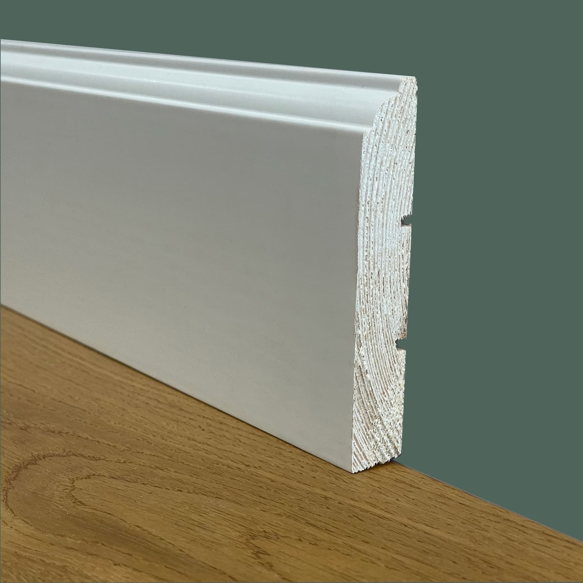 100 metri lineari di Battiscopa PREMIUM in legno MASSELLO mod.FIRENZE 91x15 laccato bianco Eternal Parquet