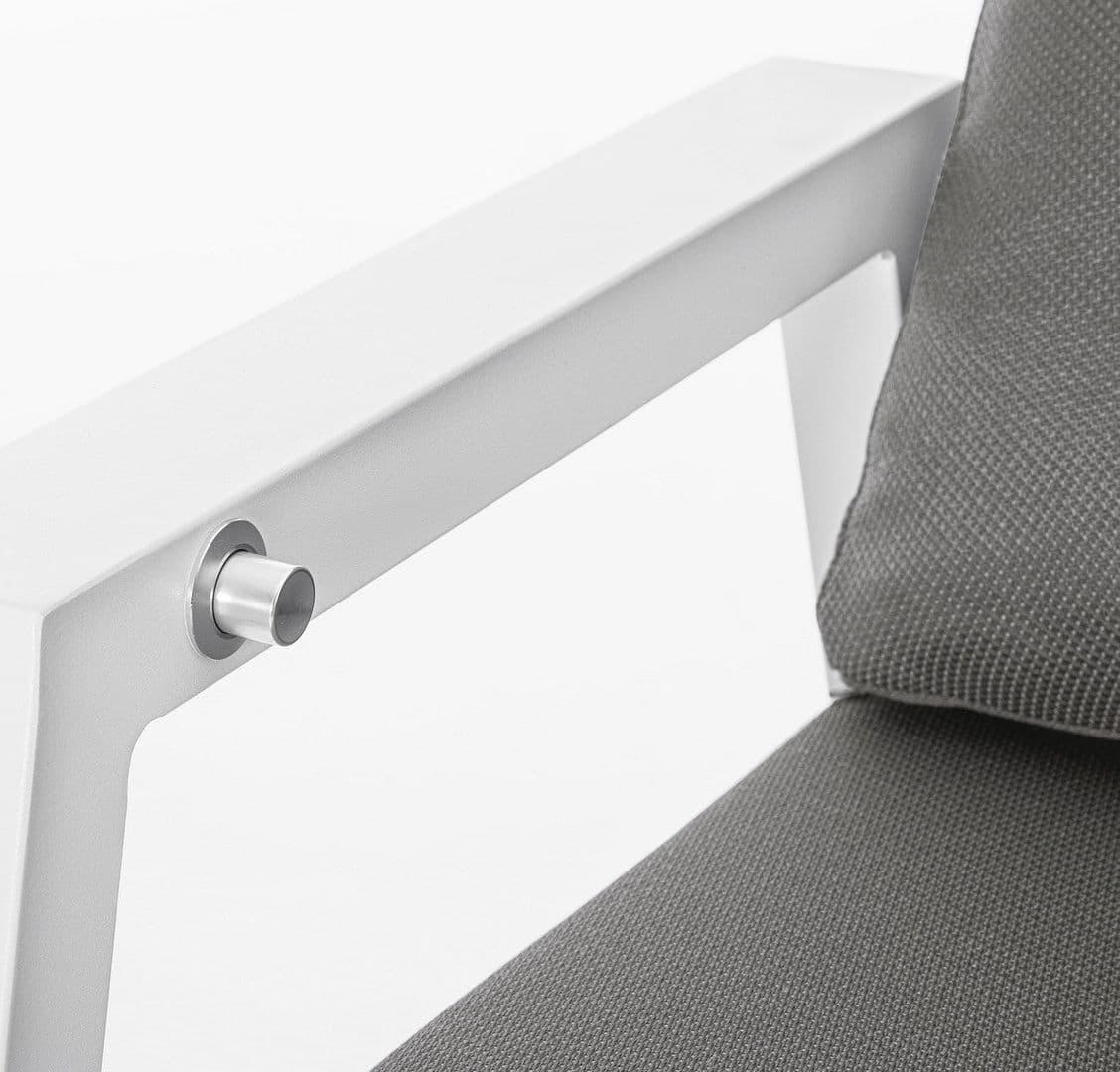 Divano reclinabile ''Kledi'' con struttura in alluminio bianco, per esterno e giardino in Divani Decor Space - Altamura, commercioVirtuoso.it