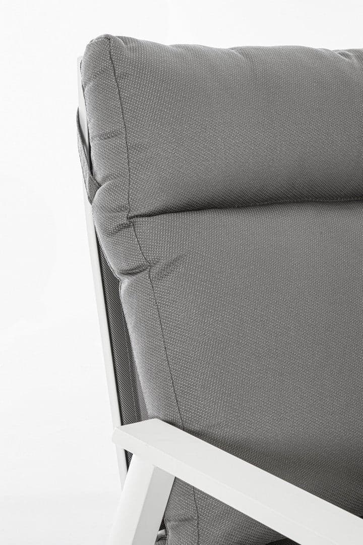 Divano reclinabile ''Kledi'' con struttura in alluminio bianco, per esterno e giardino in Divani Decor Space - Altamura, commercioVirtuoso.it