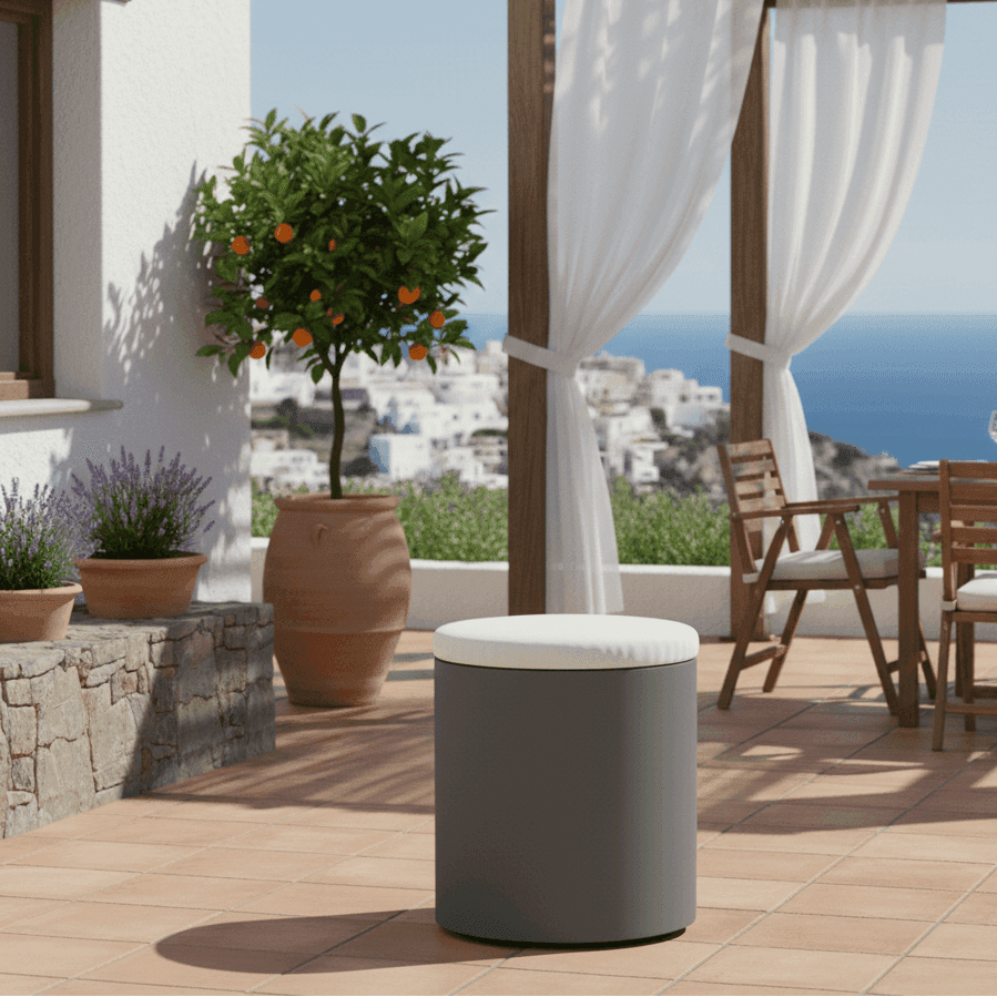 Poltroncina Comfy Round pouf in resina con cuscino alto confortevole Made in Italy in Poltrone Decor Space - Altamura, commercioVirtuoso.it