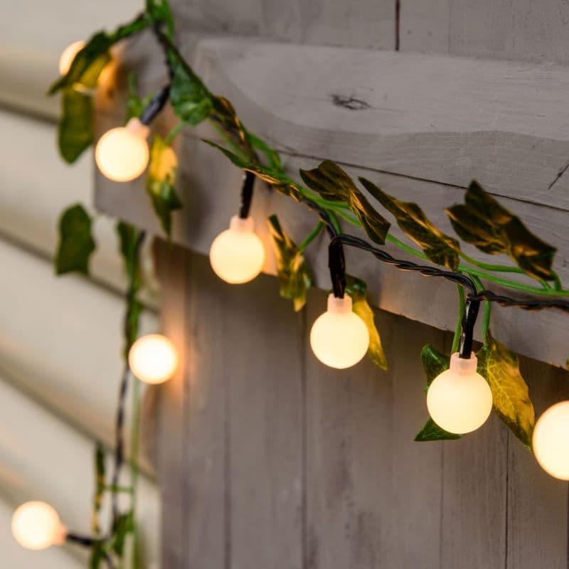 Catena luminosa solare con 50 lampadine a led decorazione per giardino 5 mt in Catene luminose Decor Space - Altamura, commercioVirtuoso.it