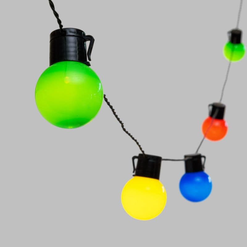 Catena luminosa solare con 15 lampadine a led decorazione per giardino 6 mt in Catene luminose Decor Space - Altamura, commercioVirtuoso.it