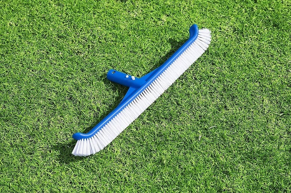 SPAZZOLA CURVA PER PARETE GRANDE PER LA PULIZIA ANGOLI FONDO DELLE PISCINE 58280 - 12
