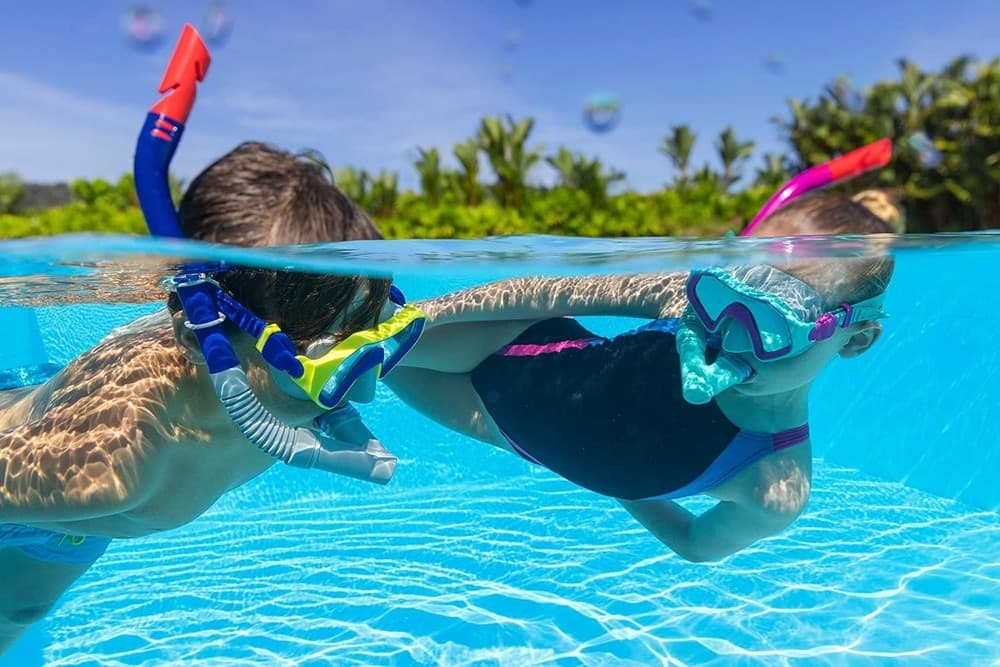 SET MASCHERA PER SNORKELING CON BOCCAGLIO PER BAMBINI 7-14 ANNI COLORI ASS 24025 - 14