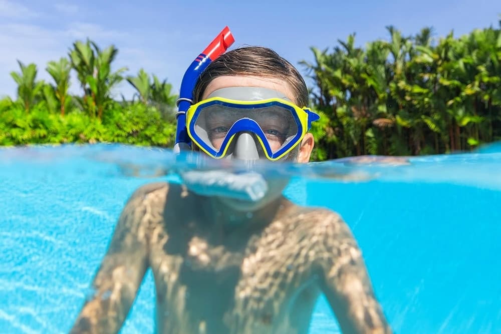SET MASCHERA PER SNORKELING CON BOCCAGLIO PER BAMBINI 7-14 ANNI COLORI ASS 24025 - 19