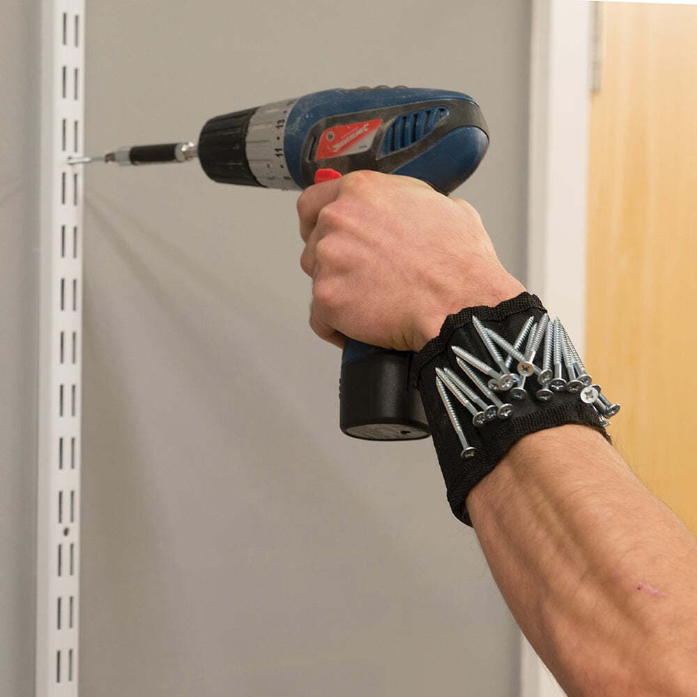 Polsino magnetico in nylon di grande utilità silverline per qualsiasi dimensione di polso in Attacchi Eternal Brico - Ariano Irpino, commercioVirtuoso.it