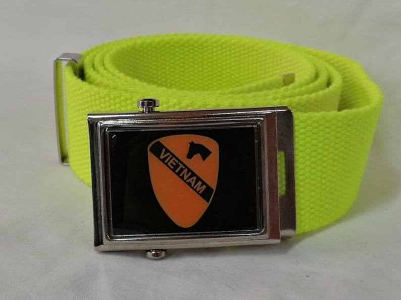 Cintura First 1st Cavalry Division Vietnam Vari Colori Cinta in Canapa Con Fibbia Metallica Completa Di Stemma Moda/Uomo/Abbigliamento/Abbigliamento sportivo/Cinture Il Distintivo - Pesaro, Commerciovirtuoso.it