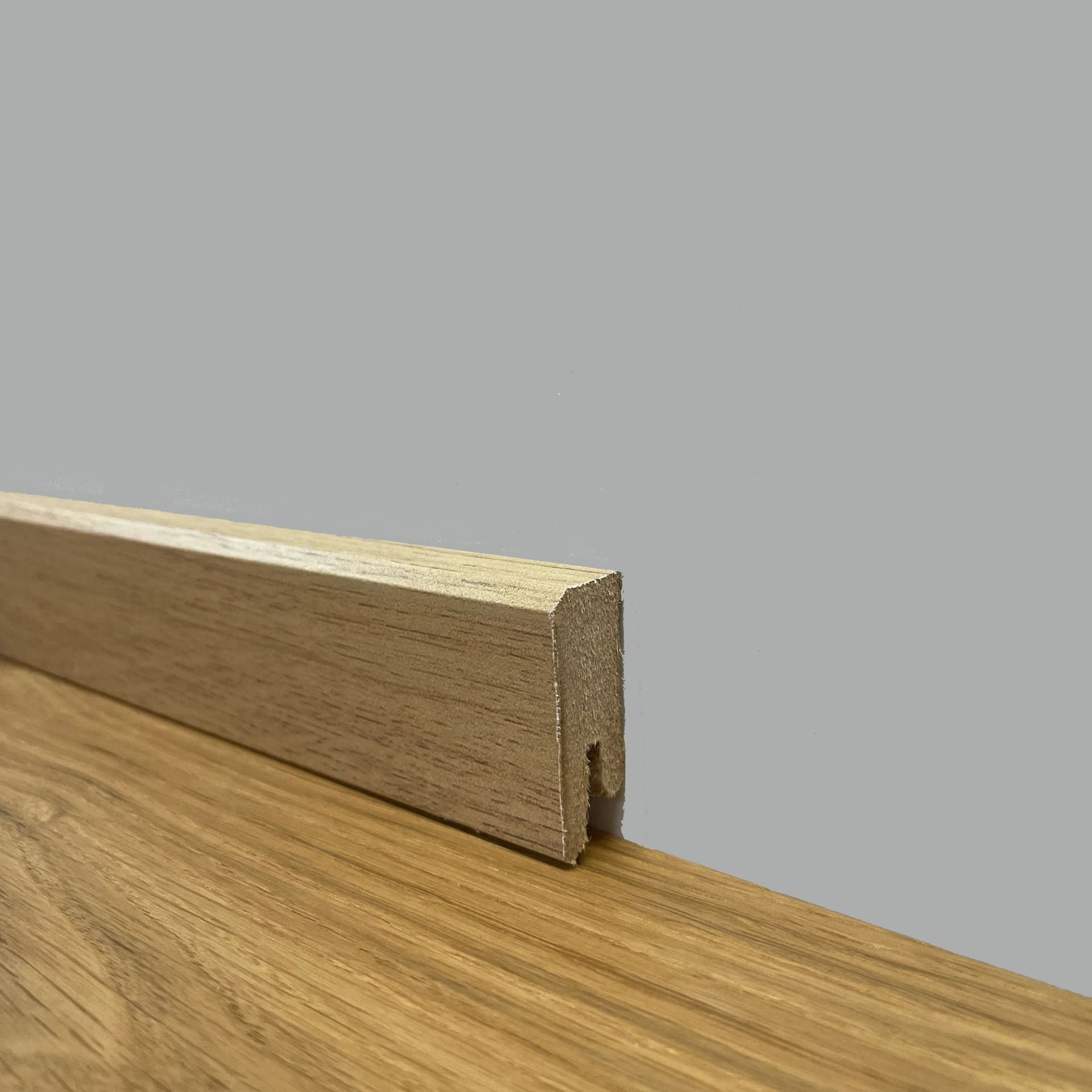*PROMO* 96 metri lineari di BATTISCOPA ZOCCOLINO SQUADRATO BASSO in FIBRA DI LEGNO 40X15 ROVERE - 4