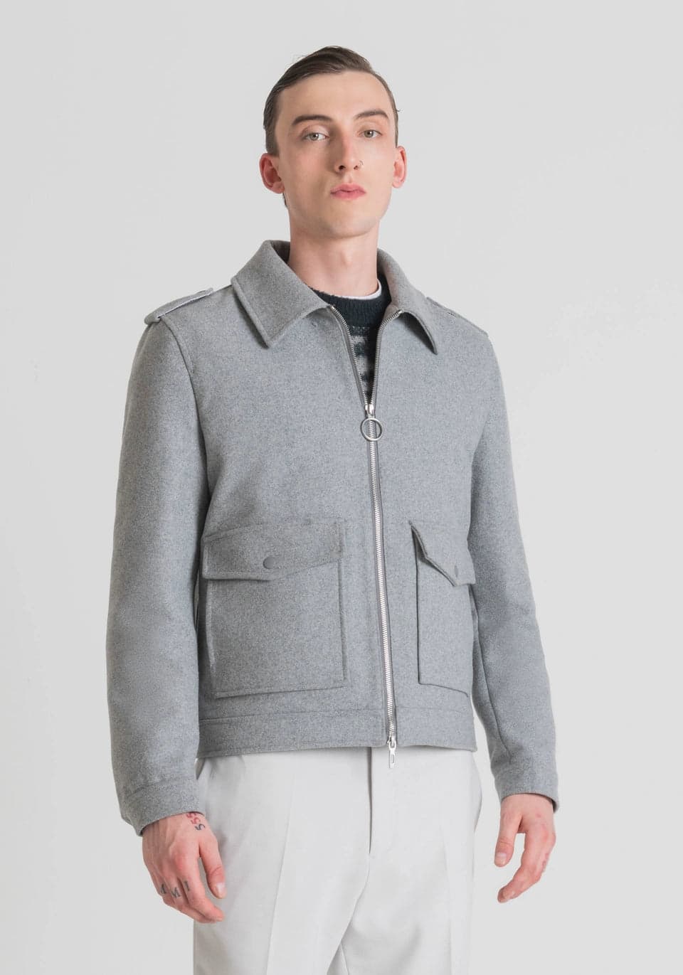 Antony Morato Cappotto Corto Uomo Regular Fit Ai24 Grigio Chiaro Giacca Casual Invernale Lana E Cashmere Moda/Uomo/Abbigliamento/Giacche e cappotti/Cappotti Kanal 32 - Santa Maria di Licodia, Commerciovirtuoso.it