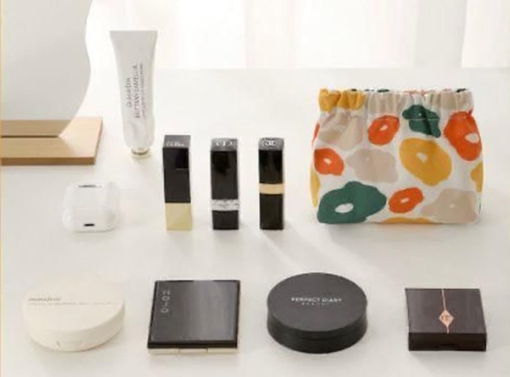 BORSA PER TRUCCO COSMETICI TASCABILE DONNE TOILETTE DECORATA VIAGGIO CAMPEGGIO - 7