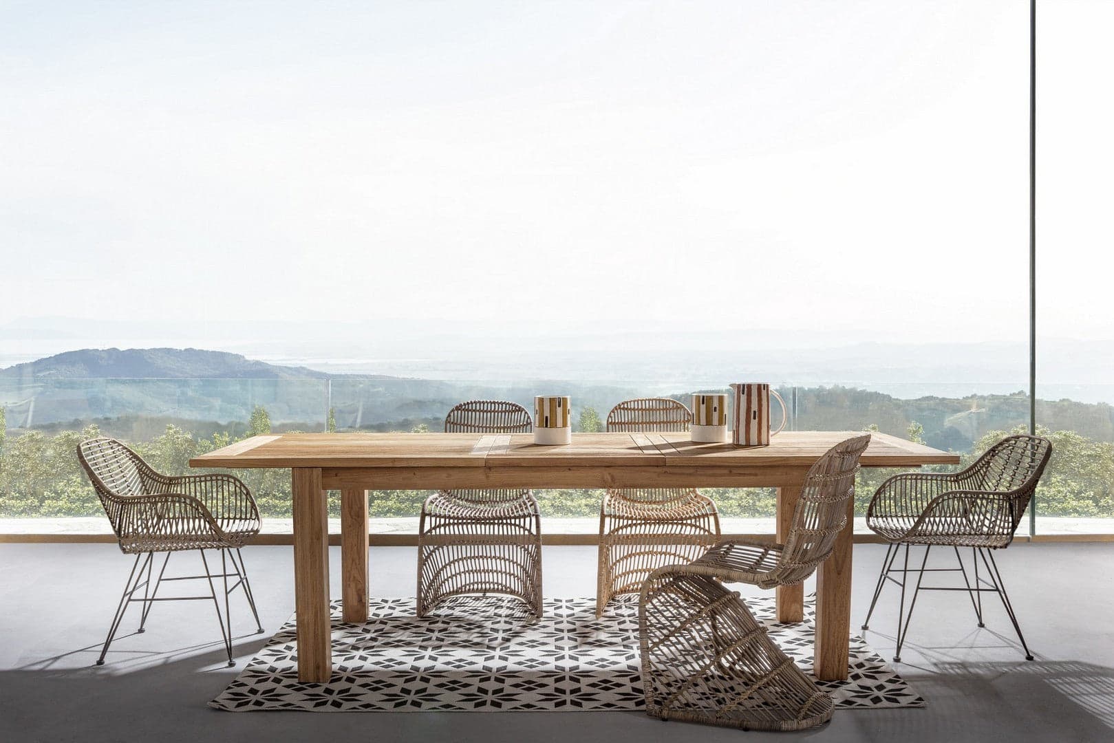 Sedia "Raquel" con struttura in acciaio, per arredo interno con braccioli, 59 x 63 x h 83 cm in Sedie Decor Space - Altamura, commercioVirtuoso.it