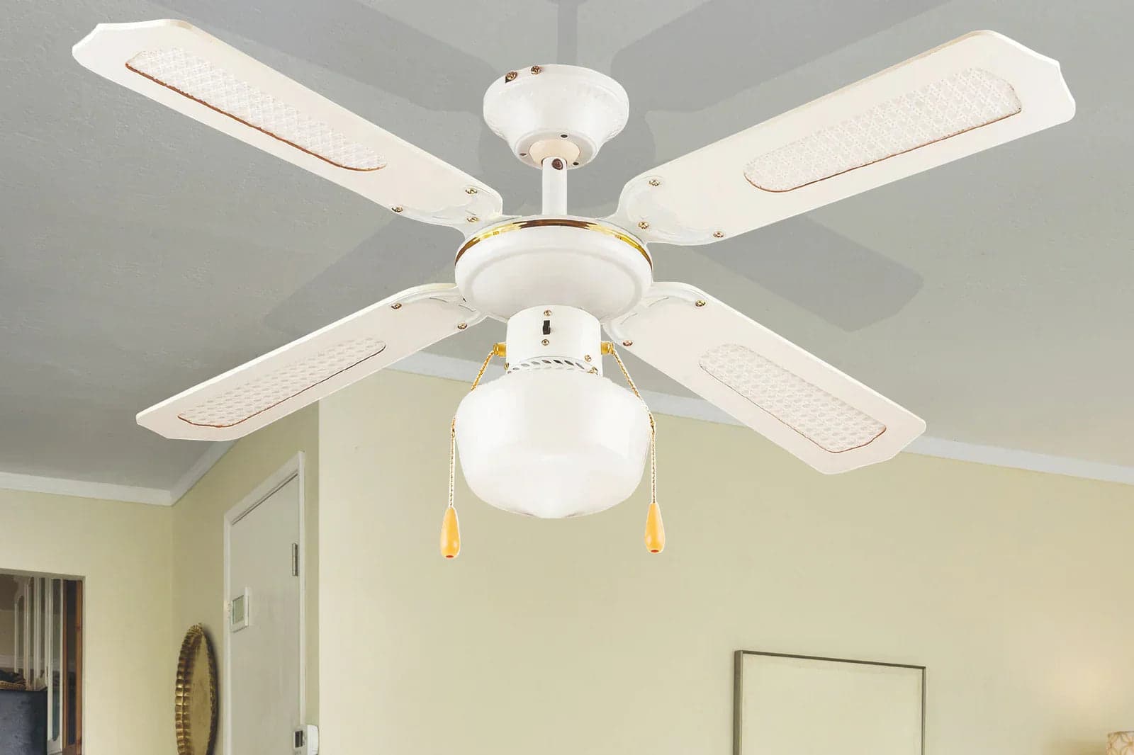 Ventilatore a soffitto vintage con 4 pale in legno e luce 70 w Ø 130 cm Bianco in Ventilatori a piantana Decor Space - Altamura, commercioVirtuoso.it