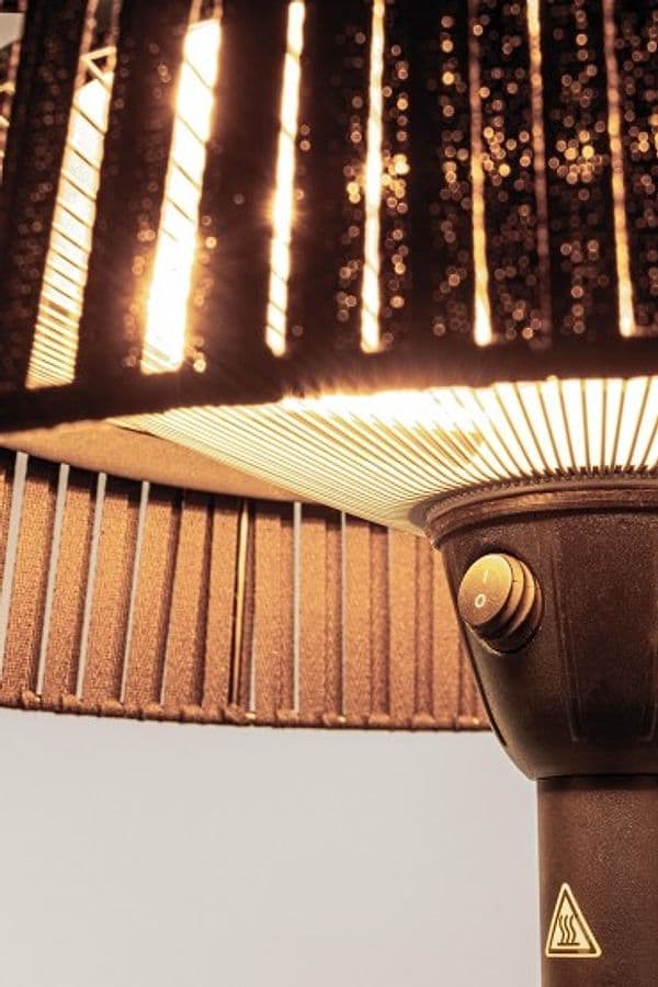 Lampada riscaldante elettrica "Holen", struttura in alluminio e acciaio per esterno, da 205 cm - 12