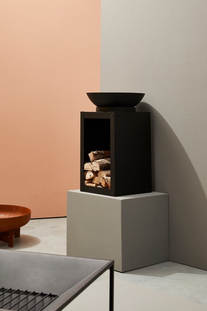 Braciere "Illinois" con struttura in acciaio resistente alle alte temperature, per esterno in Bracieri Decor Space - Altamura, commercioVirtuoso.it