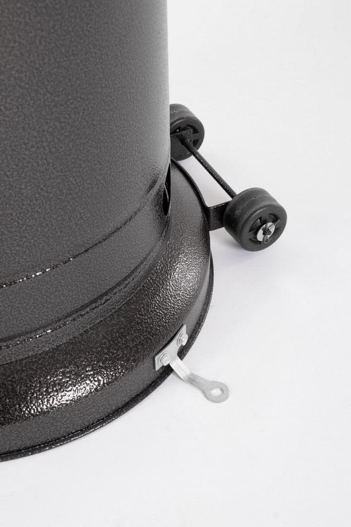 Scaldapatio a Gas, struttura in acciaio verniciato nero a Sombrero, per esterno, da Ø81,3 x 220h cm in Bracieri Decor Space - Altamura, commercioVirtuoso.it
