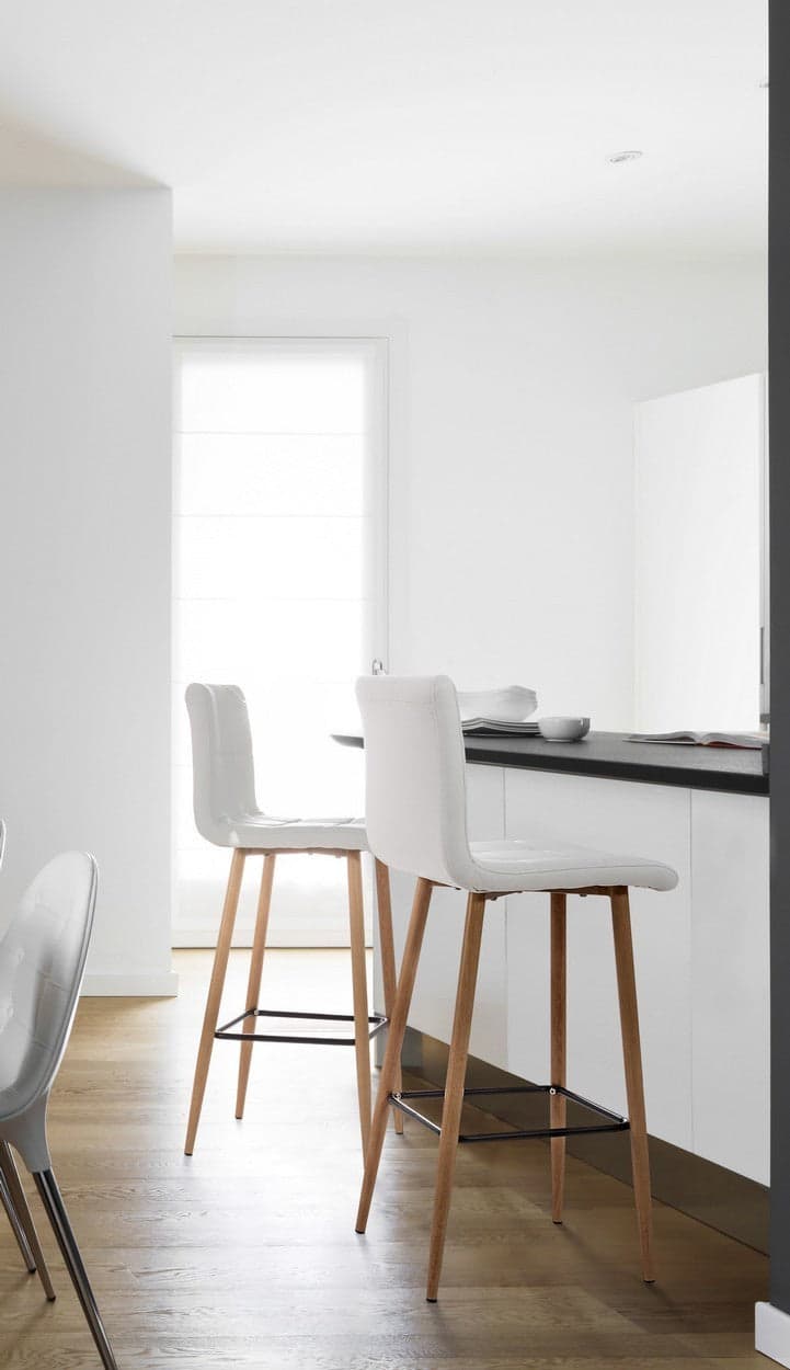 Sgabello da bar Bruce per interno, Gambe In Tubolare Di Acciaio Verniciato Effetto Legno, 46 x 40 x 108 cm in Sgabelli Decor Space - Altamura, commercioVirtuoso.it