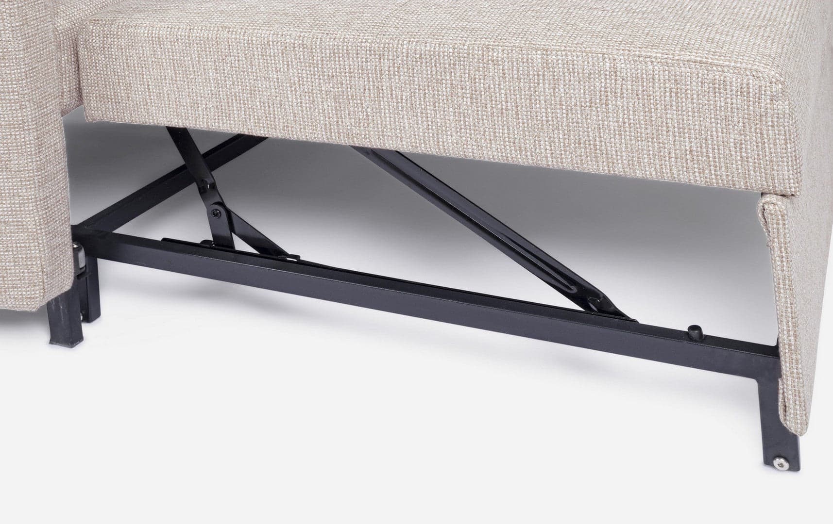 Divano letto "Clayton" per interno con cuscino Struttura in compensato e acciaio, 166 x 88 x 84 cm Casa e cucina/Arredamento/Soggiorno/Divani Decor Space - Altamura, Commerciovirtuoso.it