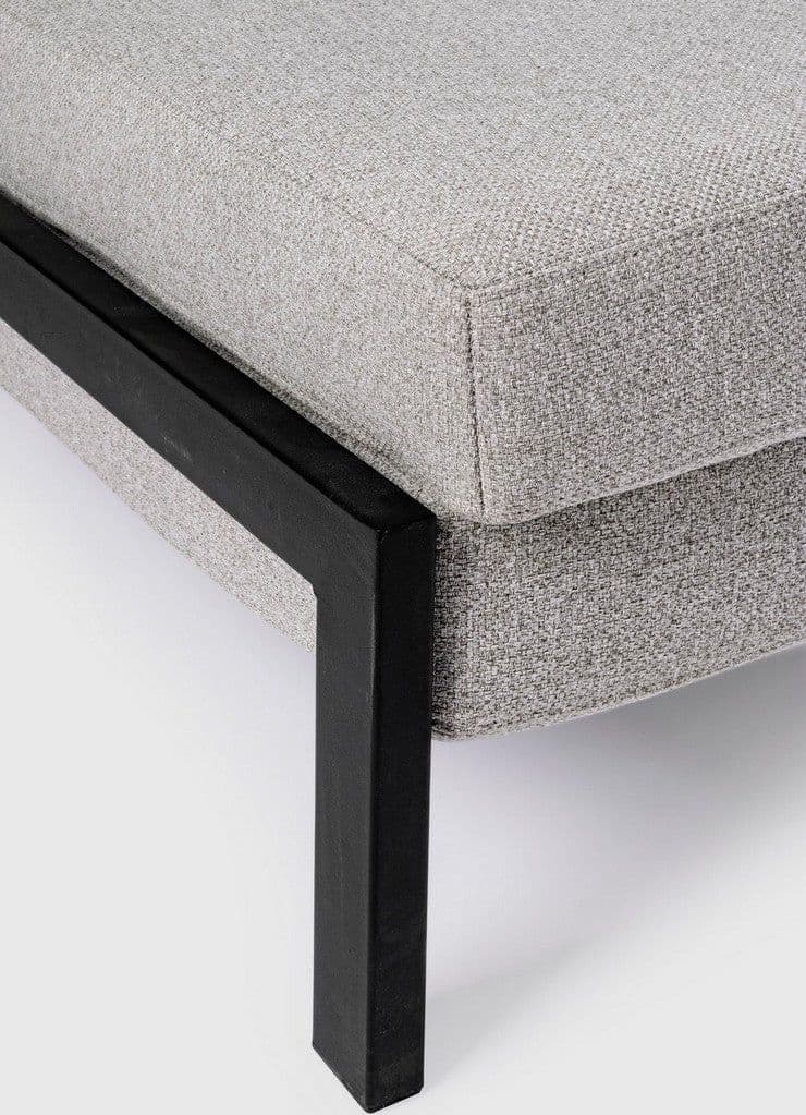 Divano letto "Hayden" con struttura in acciaio e imbottitura comoda, 95 x 96 x 79 h cm in Divani Decor Space - Altamura, commercioVirtuoso.it